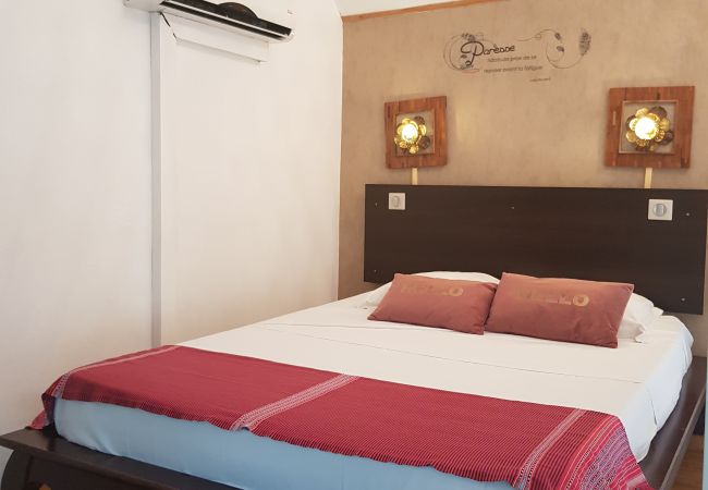 Apartahotel en Saline les Bains - 16 - LE VACOA - CHAMBRE 16  ETG D Apartahotel en Saline les Bains - 16 - LE VACOA - CHAMBRE 16  ETG D