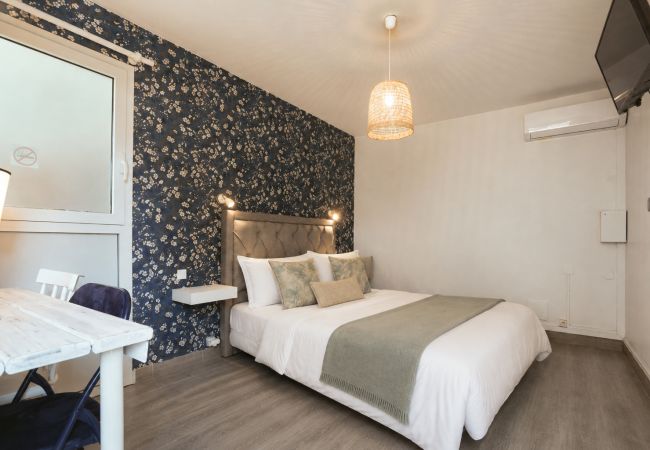 Aparthotel à Saline les Bains - 06 - LE VACOA - CHAMBRE 6 Rdc D