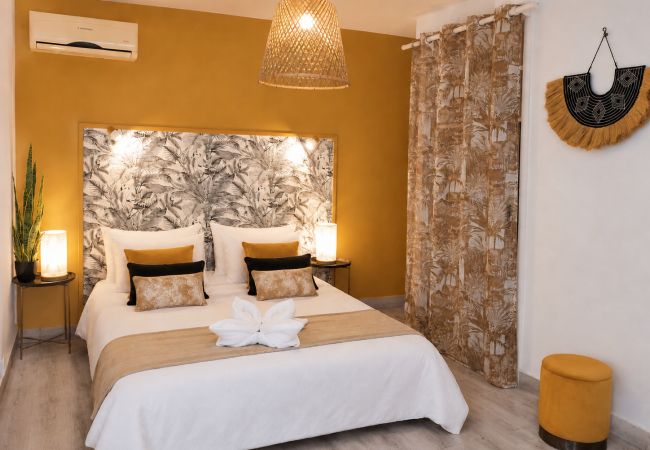 Aparthotel à Saline les Bains - 03 - LE VACOA - CHAMBRE 3 - Rdc D